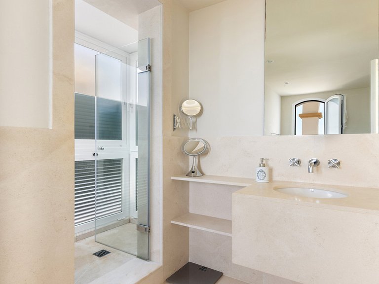 Apartment for Sale in Doña Julia, Malaga 19