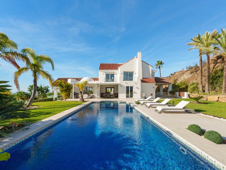 Villa for Sale in Benahavís, Malaga 19