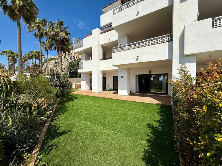 Apartment for Sale in La Alcaidesa, Malaga 3