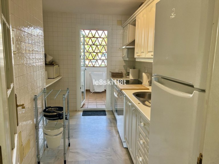 Apartment for Sale in Calahonda, Malaga 6