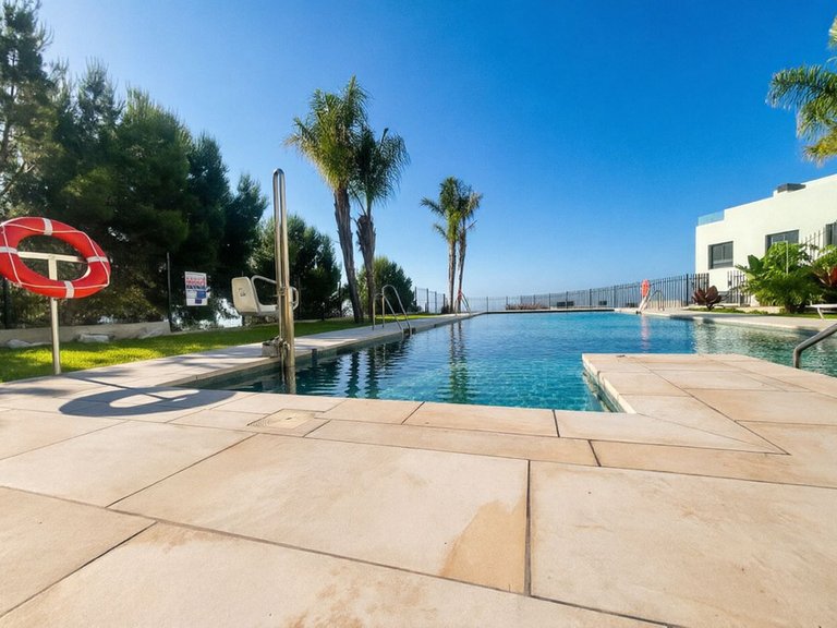 Penthouse for Sale in Benalmadena, Malaga 3