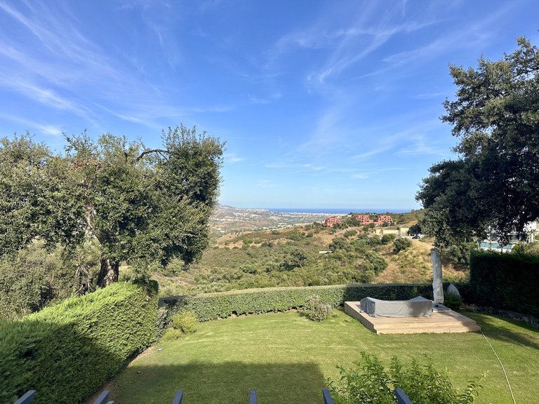 Apartment for Sale in La Mairena, Malaga 14