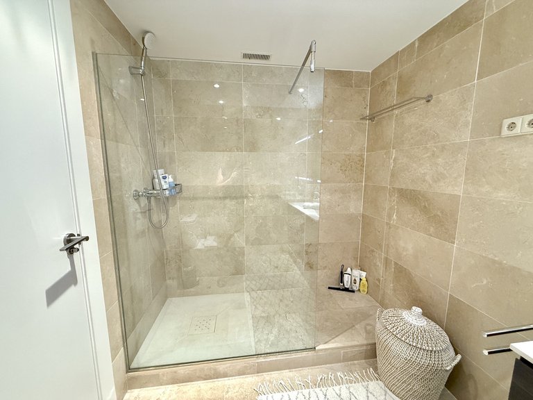 Apartment for Sale in La Mairena, Malaga 22