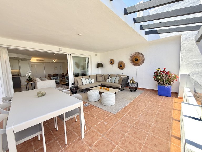 Apartment for Sale in La Mairena, Malaga 28