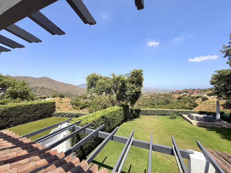 Apartment for Sale in La Mairena, Malaga 29