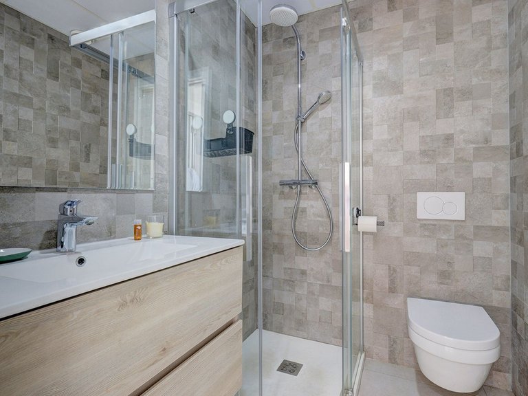 Apartment for Sale in Benalmadena, Malaga 8