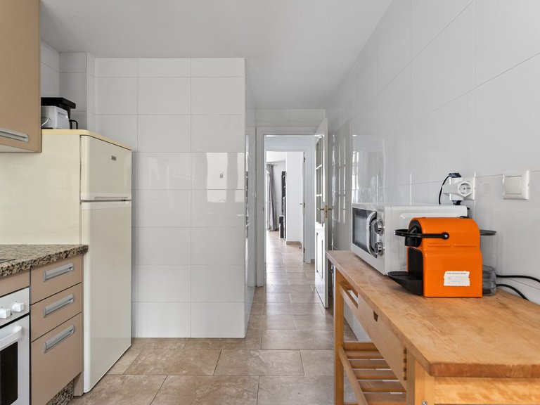 Apartment for Sale in Benalmadena, Malaga 7
