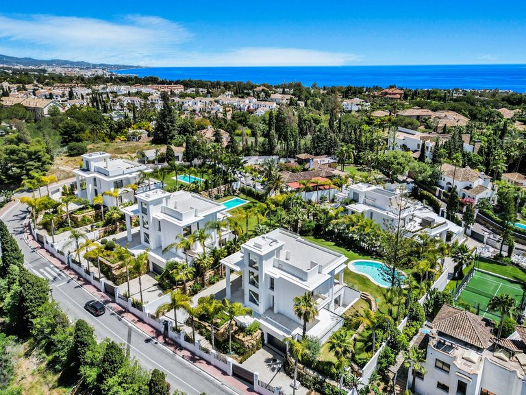 Villa for Sale in Costa del Sol The Golden Mile, Malaga 47