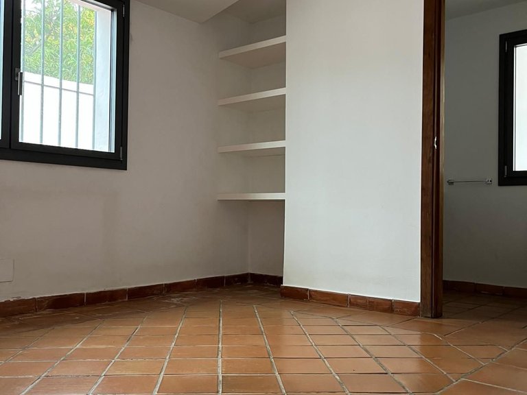 Villa for Sale in Nagüeles, Malaga 16