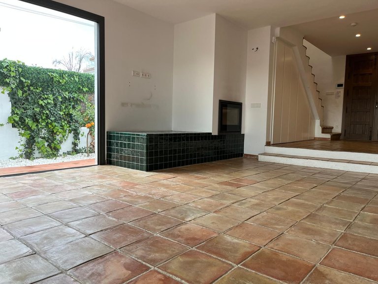 Villa for Sale in Nagüeles, Malaga 5