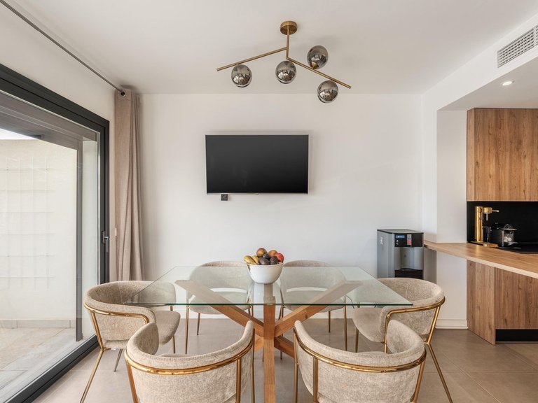 Villa for Sale in El Paraiso, Malaga 4