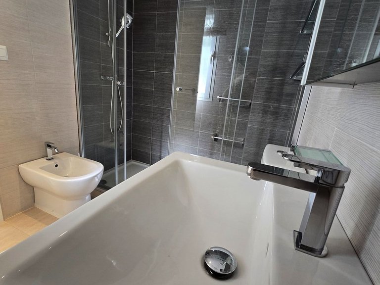 Apartment for Sale in Nueva Andalucía, Malaga 8