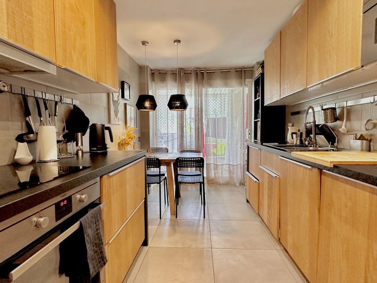 Apartment for Sale in The Golden Mile, Malaga 11