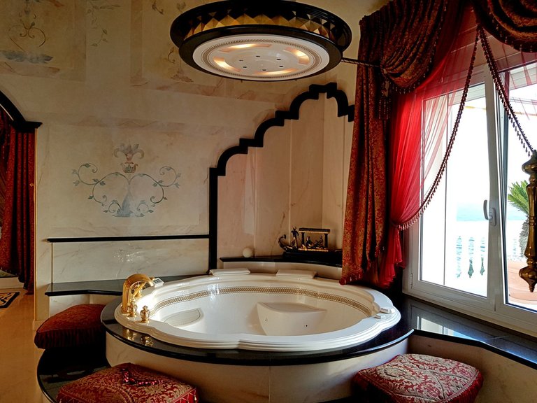 Apartment for Sale in New Golden Mile, Malaga 35