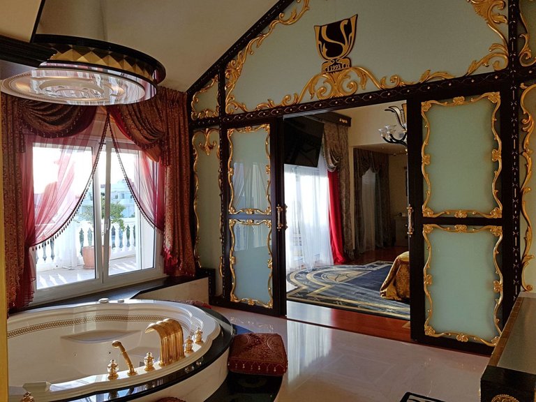 Apartment for Sale in New Golden Mile, Malaga 36