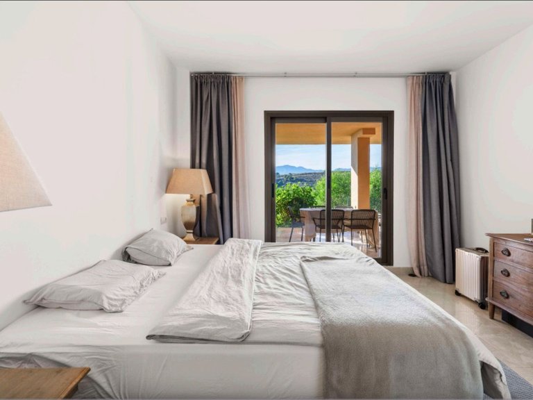 Apartment for Sale in Benahavís, Malaga 2
