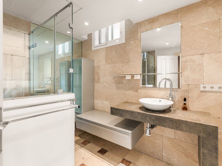 Apartment for Sale in Puerto Banús, Malaga 10