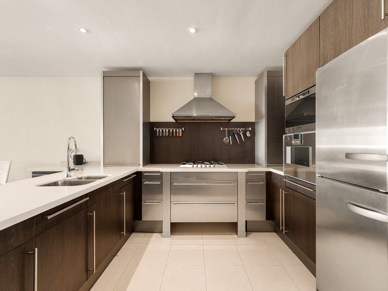 Apartment for Sale in Puerto Banús, Malaga 12