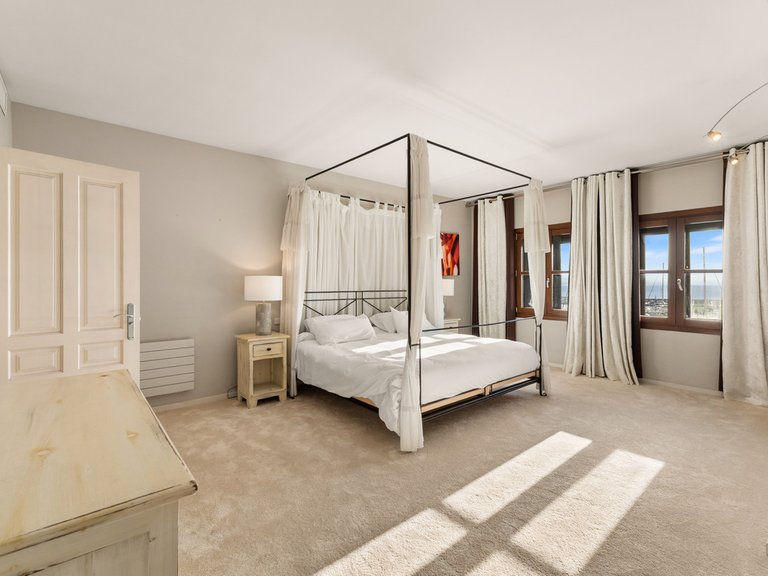 Apartment for Sale in Puerto Banús, Malaga 14