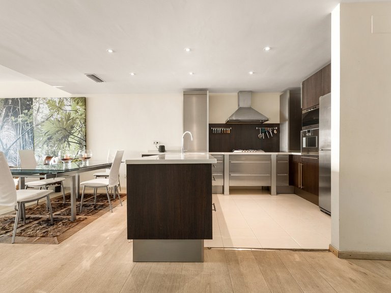 Apartment for Sale in Puerto Banús, Malaga 18