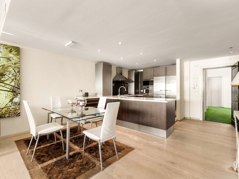 Apartment for Sale in Puerto Banús, Malaga 19