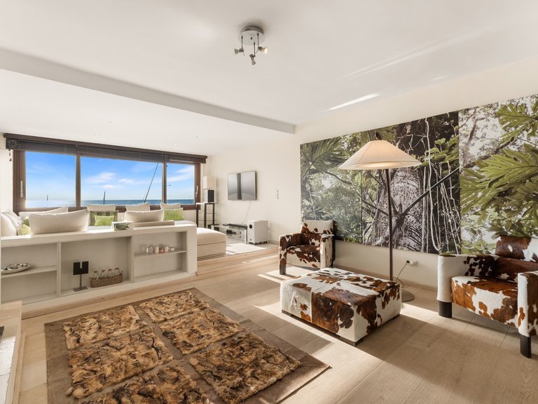 Apartment for Sale in Puerto Banús, Malaga 2