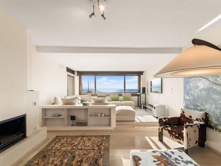 Apartment for Sale in Puerto Banús, Malaga 3