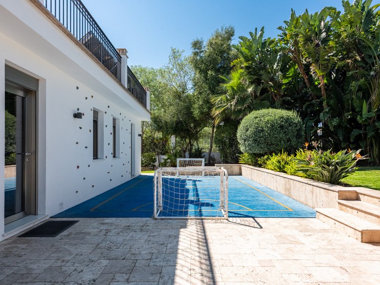 Villa for Sale in San Pedro De Alcántara, Malaga 41