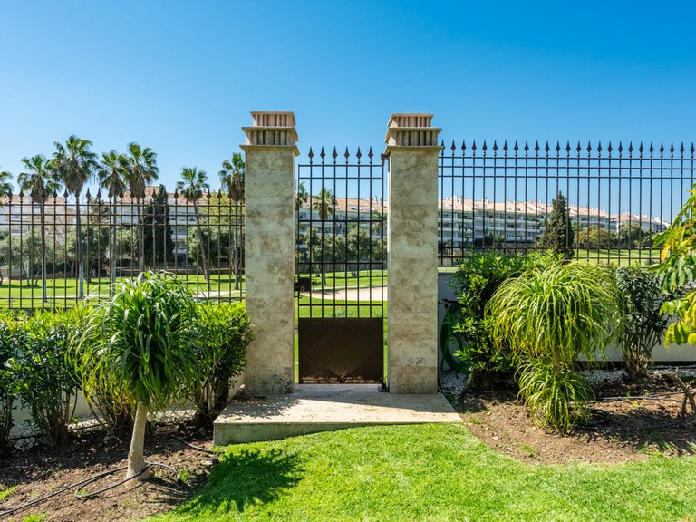 Villa for Sale in San Pedro De Alcántara, Malaga 44