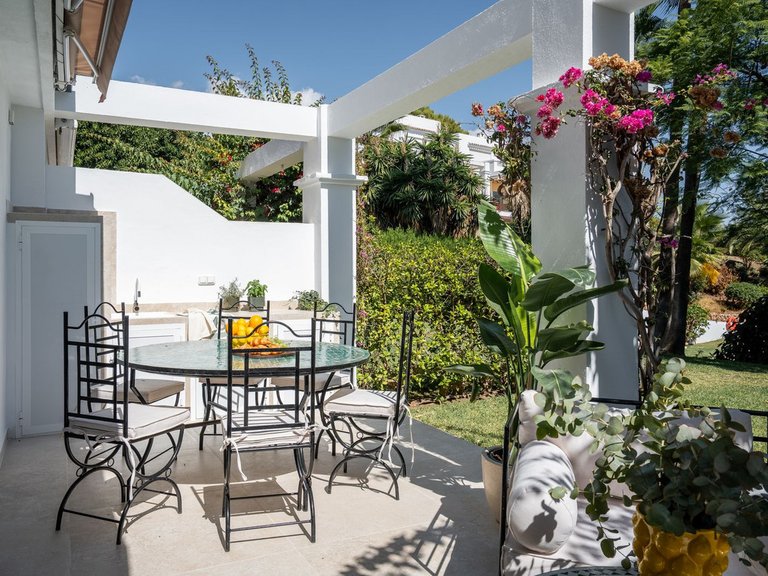 Apartment for Sale in La Quinta, Malaga 11