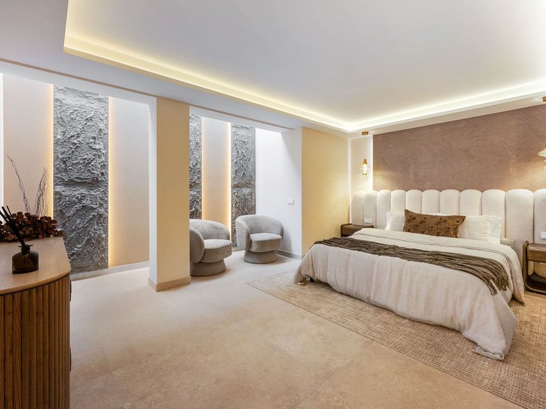Apartment for Sale in Nueva Andalucía, Malaga 7