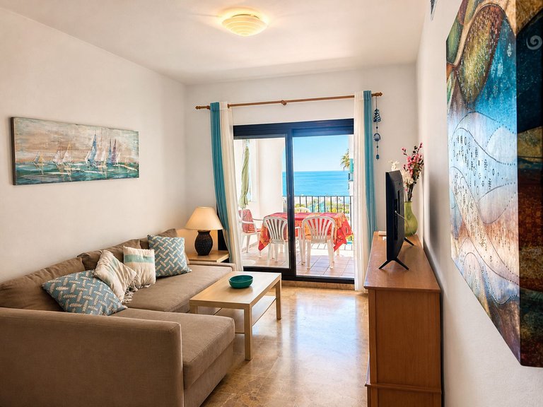 Villa for Sale in La Duquesa, Malaga 3