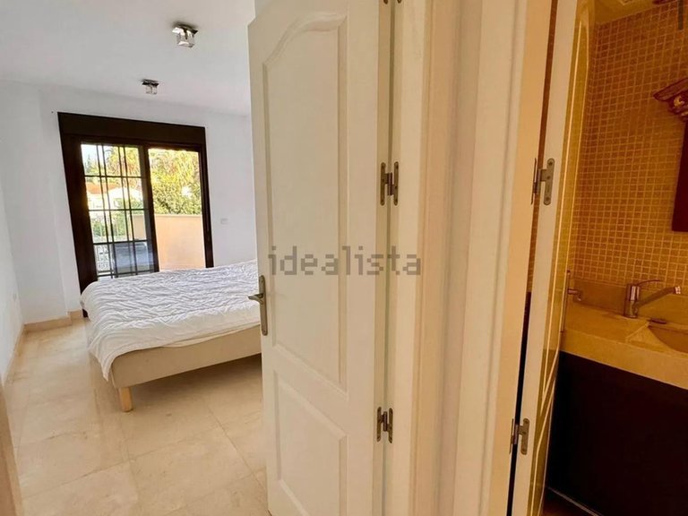 Apartment for Sale in Torrequebrada, Malaga 11
