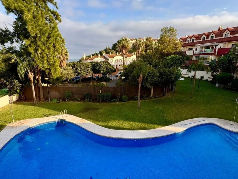 Apartment for Sale in Torrequebrada, Malaga 21