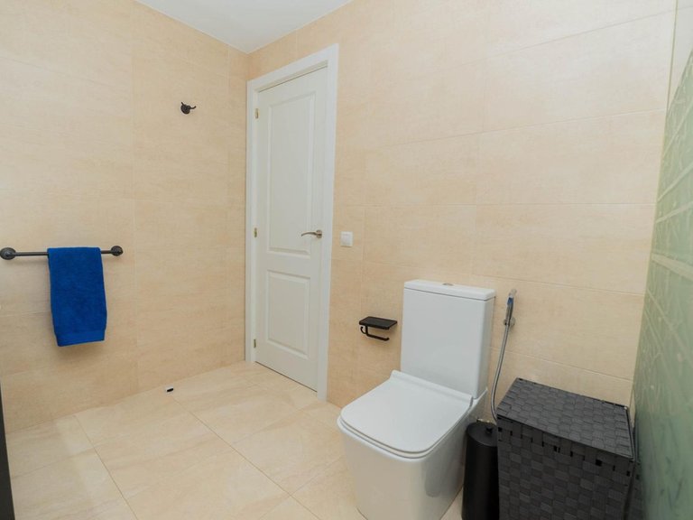 Apartment for Sale in Benalmadena Costa, Malaga 11