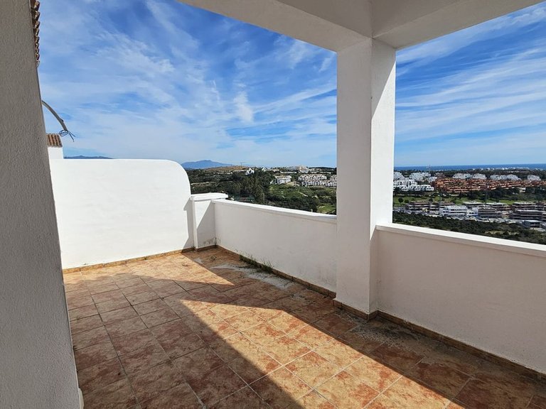Villa for Sale in Doña Julia, Malaga 1