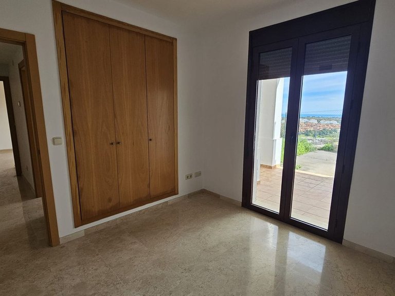 Villa for Sale in Doña Julia, Malaga 14