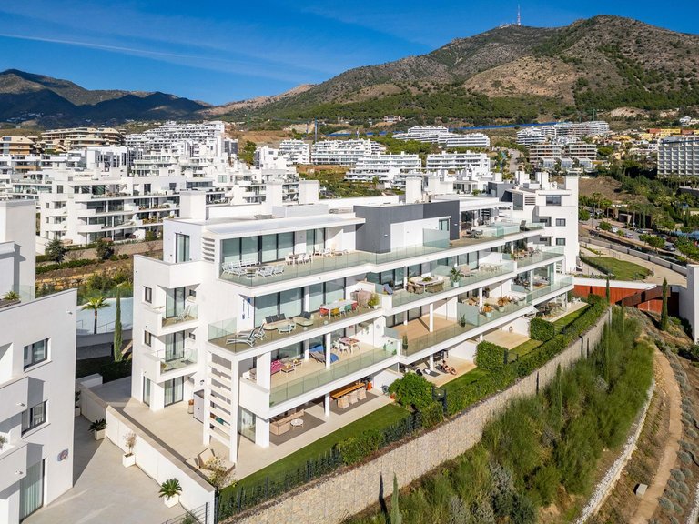 Apartment for Sale in Fuengirola, Malaga 2