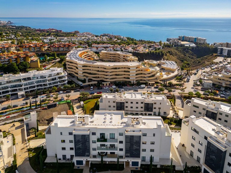 Apartment for Sale in Fuengirola, Malaga 25