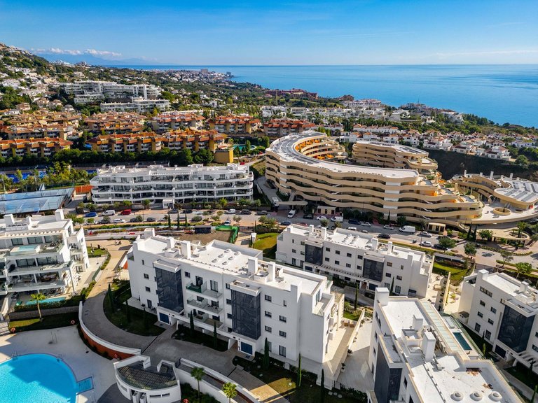 Apartment for Sale in Fuengirola, Malaga 28