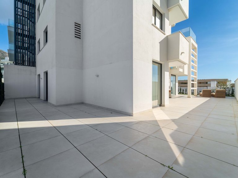 Apartment for Sale in Fuengirola, Malaga 47