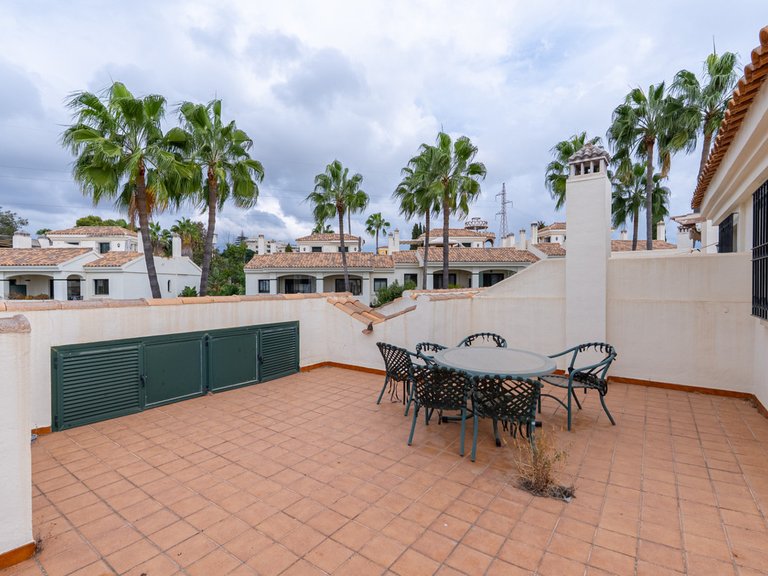 Villa for Sale in Estepona, Malaga 27