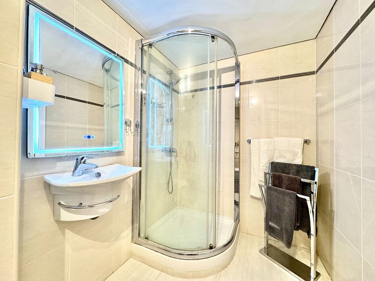 Apartment for Sale in Benalmadena, Malaga 31