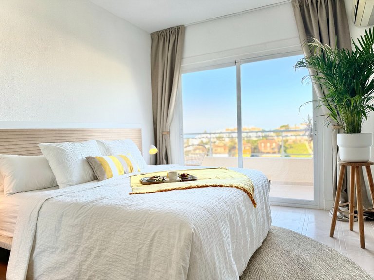 Apartment for Sale in Benalmadena, Malaga 7