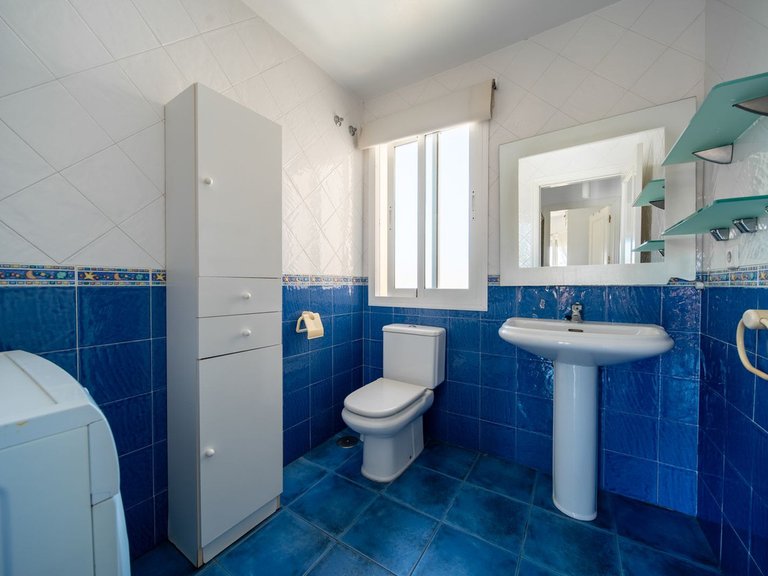 Apartment for Sale in Los Pacos, Malaga 14