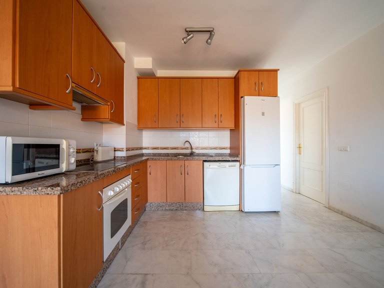 Apartment for Sale in Los Pacos, Malaga 7
