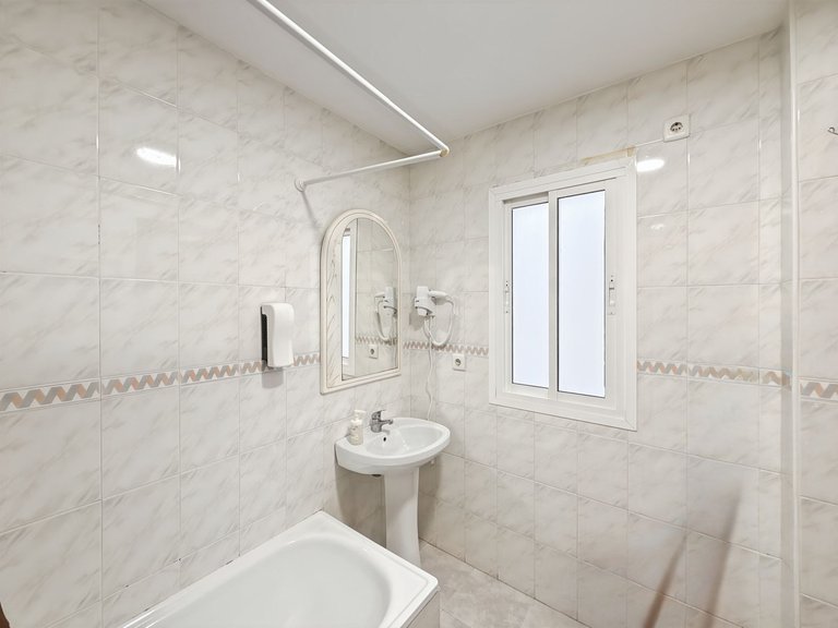 Apartment for Sale in Centro Histórico, Malaga 18