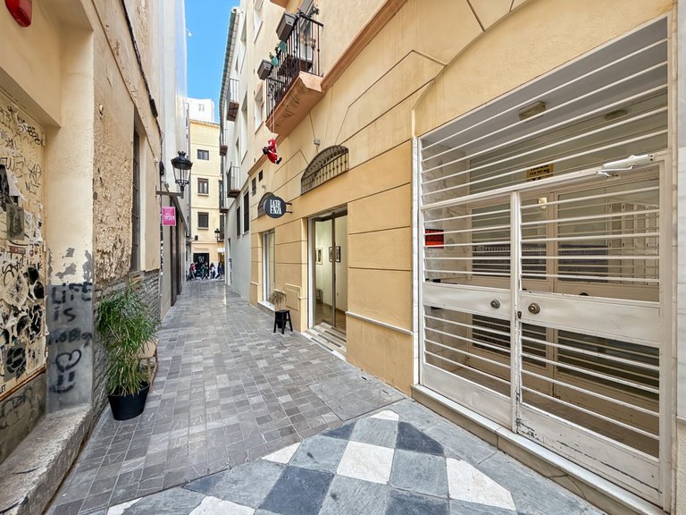 Apartment for Sale in Centro Histórico, Malaga 50