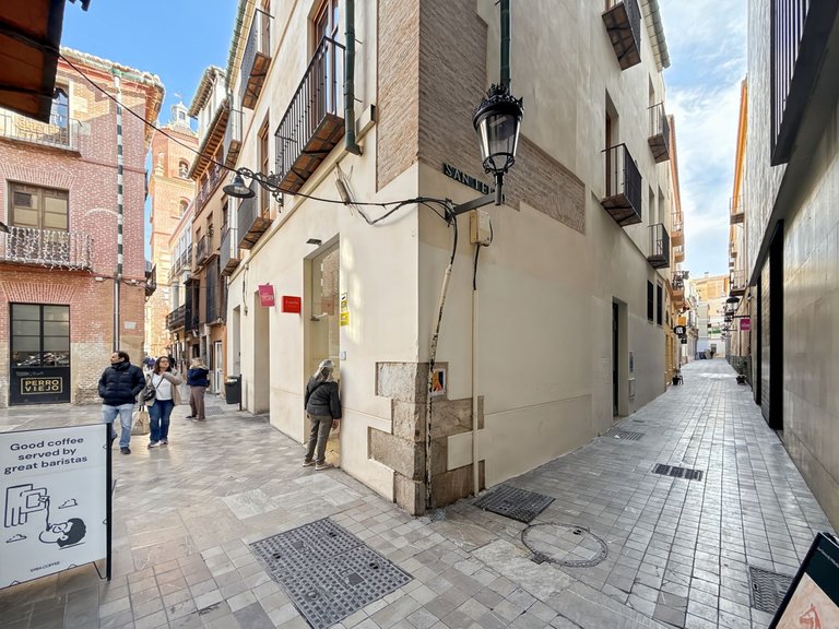 Apartment for Sale in Centro Histórico, Malaga 53
