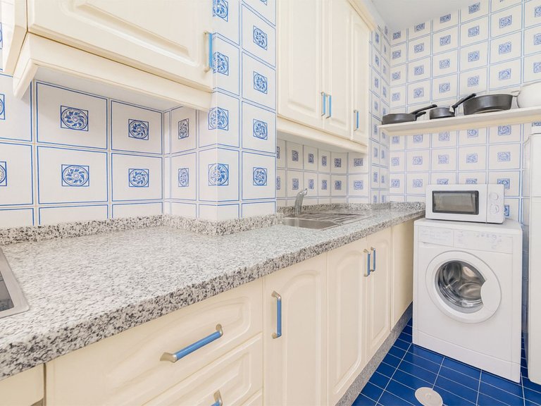 Apartment for Sale in Puerto De Cabopino, Malaga 9